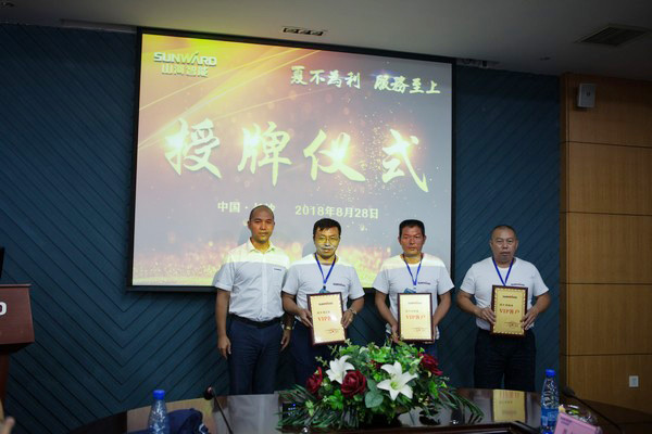 500多名挖掘机用户实地调查，为Z6人生就是博智能点赞！