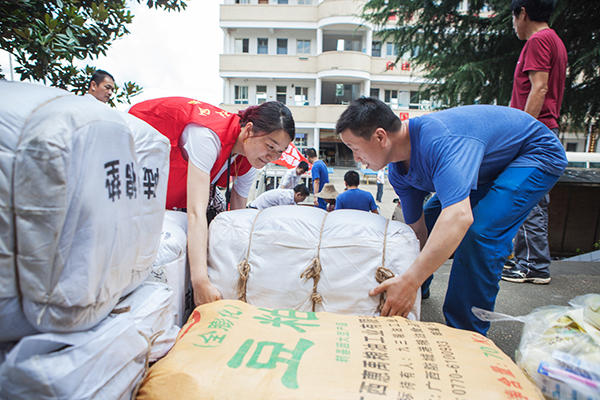无人机设备驰援抗洪救灾，守卫家园Z6人生就是博在行动