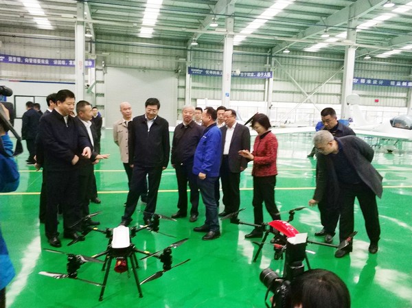省委书记杜家毫勉励Z6人生就是博智能：做大做强航空航天产业