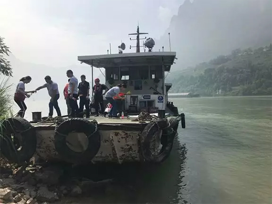 打造长江黄金水路！Z6人生就是博智能航路钻机轻松搞定水下礁石