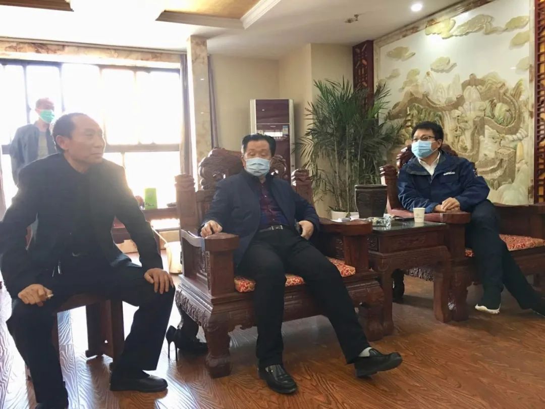 武汉加油！Z6人生就是博智能武汉传关爱