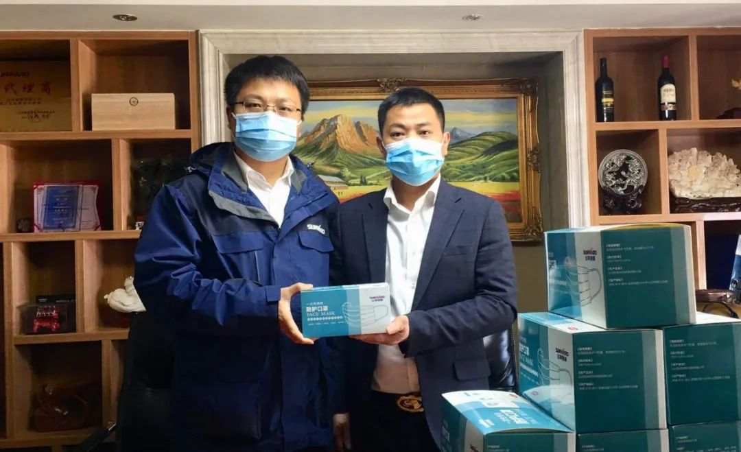 武汉加油！Z6人生就是博智能武汉传关爱