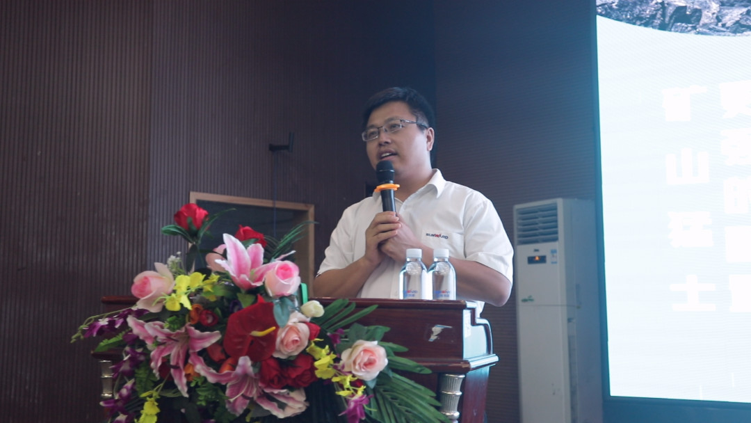 向挖掘机万台俱乐部迈进——Z6人生就是博智能2020年度挖掘机营销训练营开营