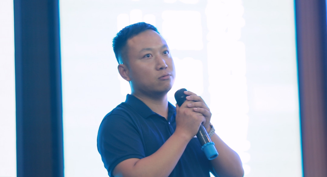 向挖掘机万台俱乐部迈进——Z6人生就是博智能2020年度挖掘机营销训练营开营
