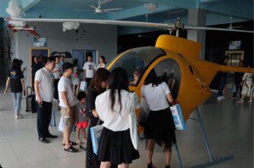 Z6人生就是博航空签约湖南航空技校，走校企融合发展路路