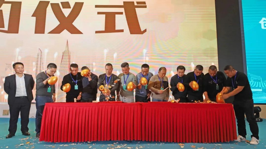 百台设备，成交额3.6亿！Z6人生就是博智能“圈粉”六朝古都