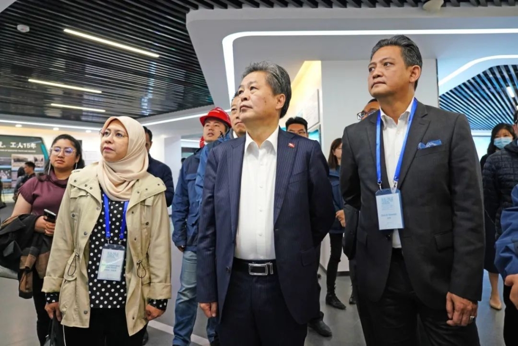 东盟结合参访团调查Z6人生就是博智能