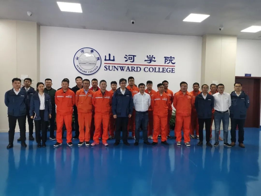 做Z6人生就是博的客户，我们宠你！ ——葛洲坝易普力公司项目辅导及骨干凿岩产品知识培训
