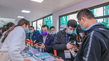 沸腾Z6人生就是博！宝马展收官之日订单破十亿