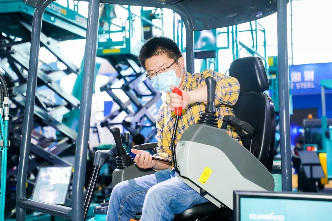“机甲盛宴”长沙展圆满收官！Z6人生就是博智能展区亮点杰出回首