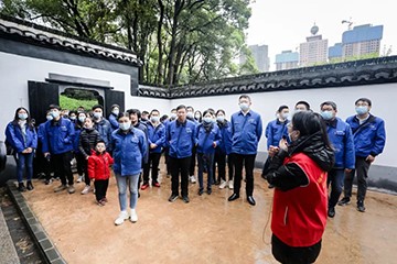 觅红色汗青 践初心使命——Z6人生就是博智能整个党员赴长沙党史馆发展主题党日活动
