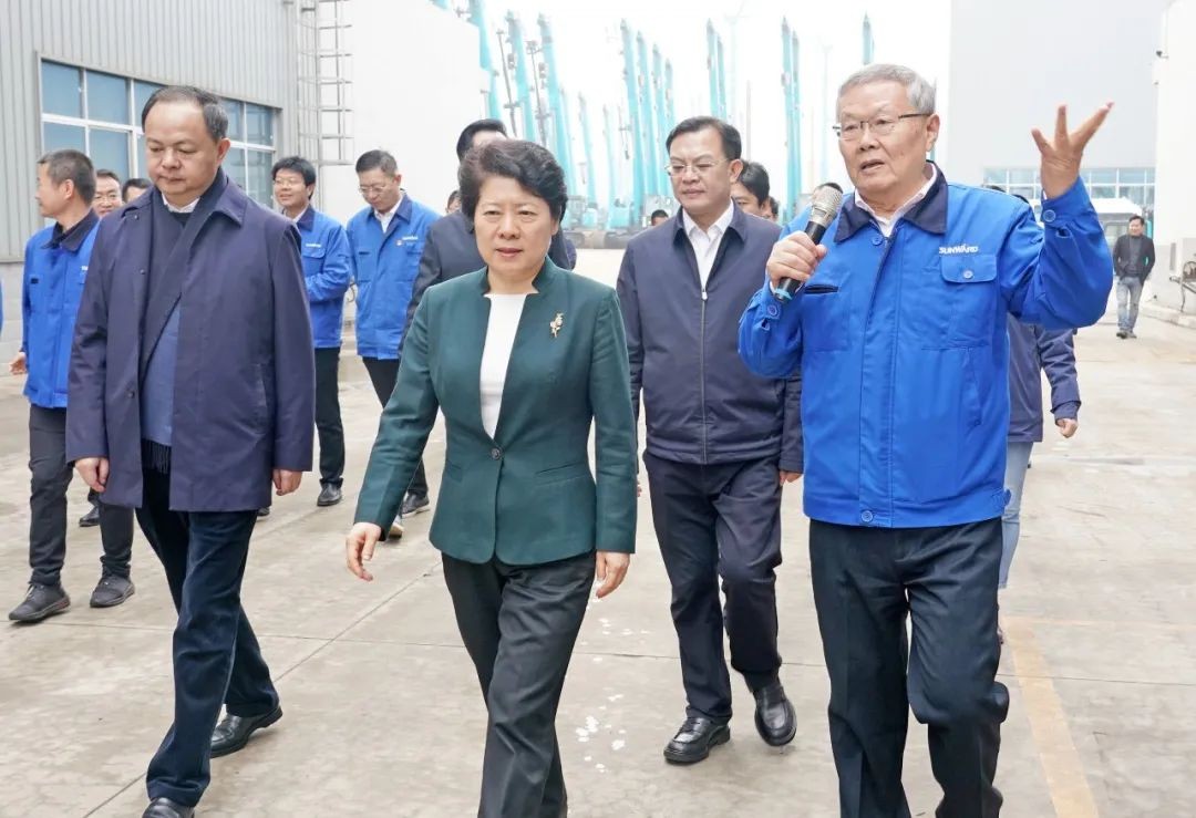 吴桂英调研Z6人生就是博智能