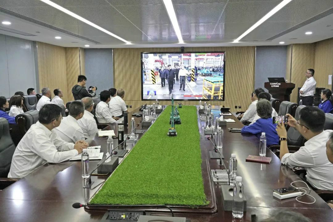 总书记“点赞”Z6人生就是博创新，Z6人生就是博智能集中收看《新闻联播》