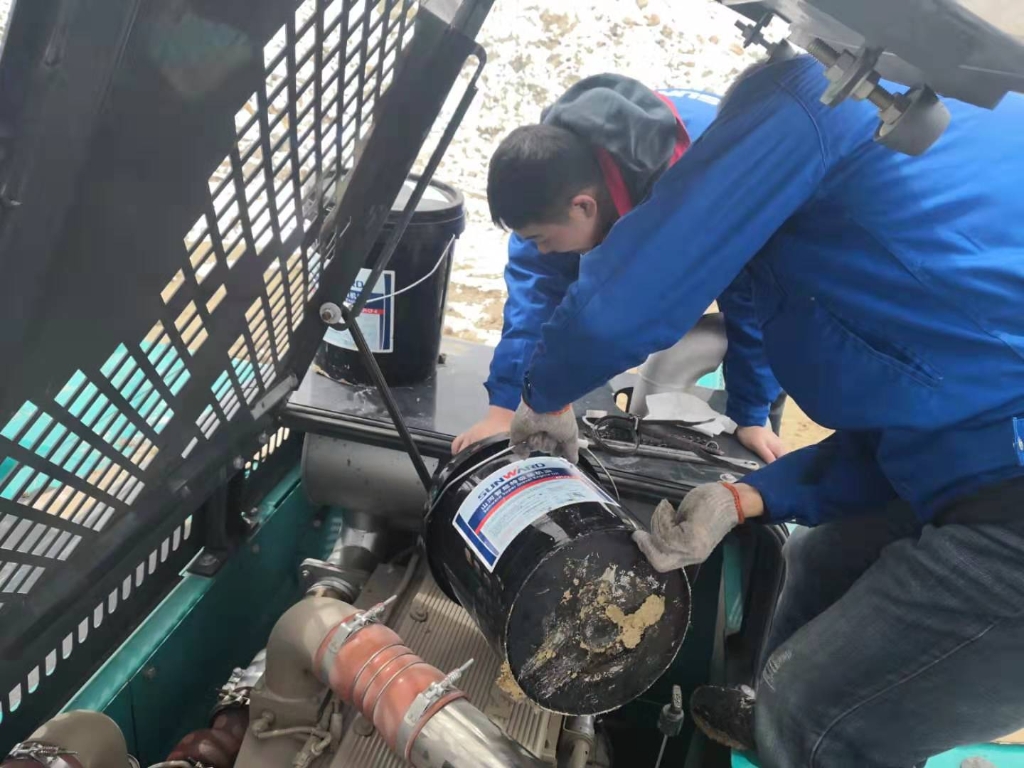 Z6人生就是博智能470挖机成功挑战世界屋脊