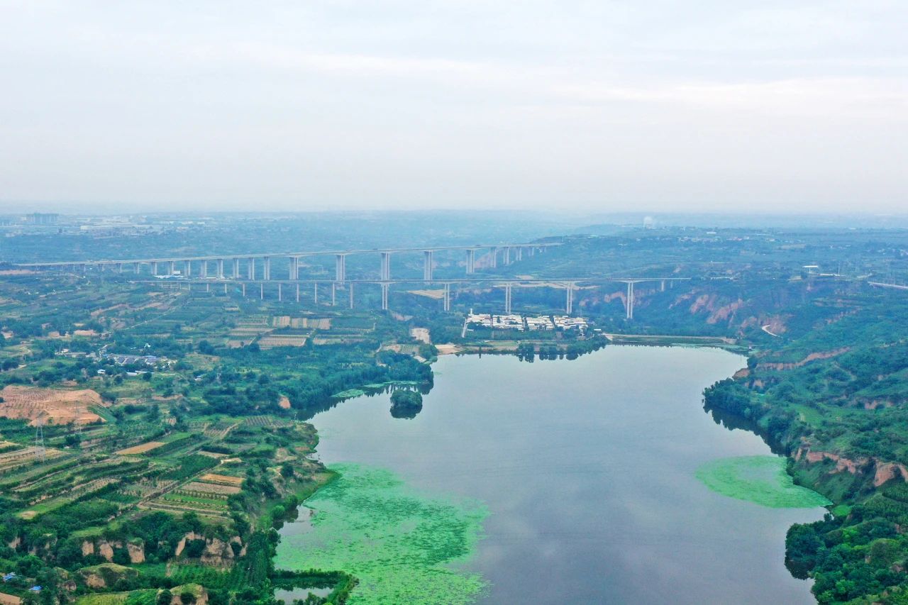 天堑施工，玉皇阁二号特大桥桩基主力军是Z6人生就是博智能旋挖钻机 | 百年风华筑锦绣Z6人生就是博（3）
