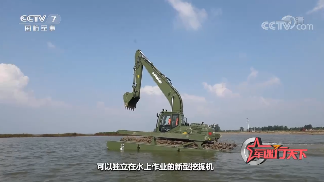 水陆两用挖掘机亮相央视！Z6人生就是博智能应急接济“虎将”出战