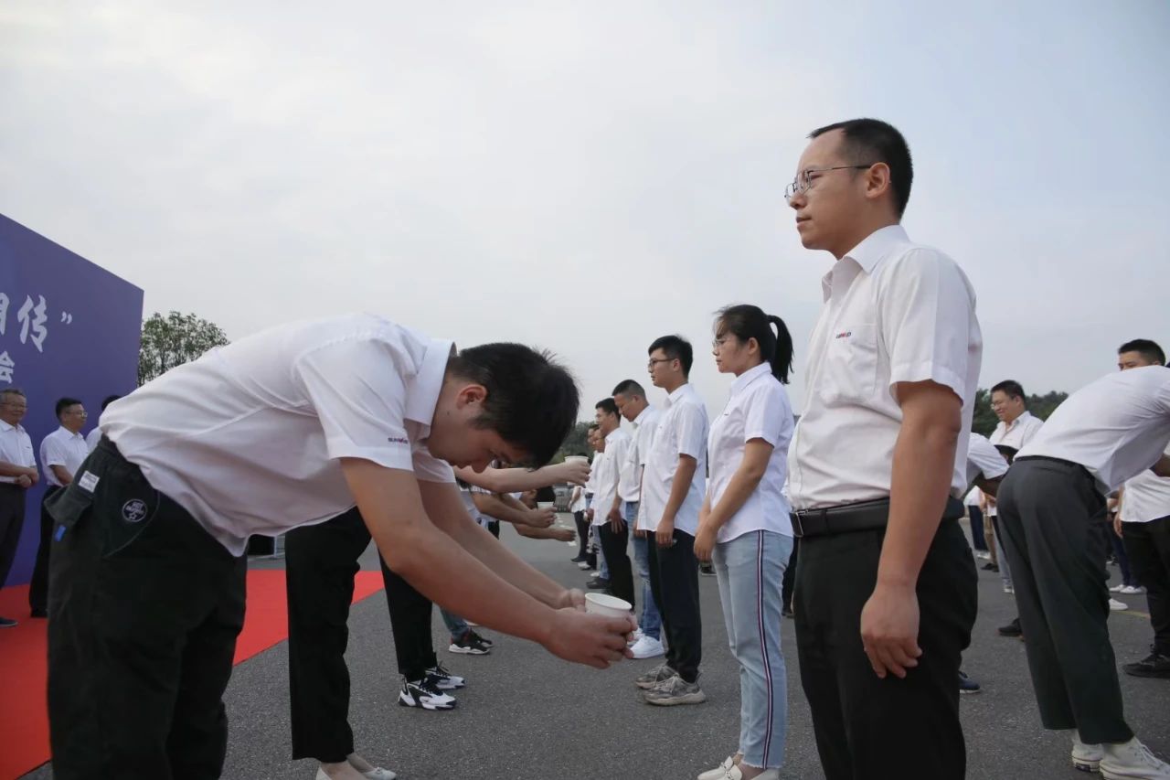 20210908095408_20972 百人齐聚拜师恩 | Z6人生就是博智能“传助带”人才造就模式为公司发展积储力量
