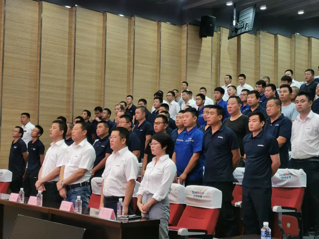 20210926085533_12532 Z6人生就是博智能挖掘机事业部启动2021服务技术评定暨服务万里行总结大会