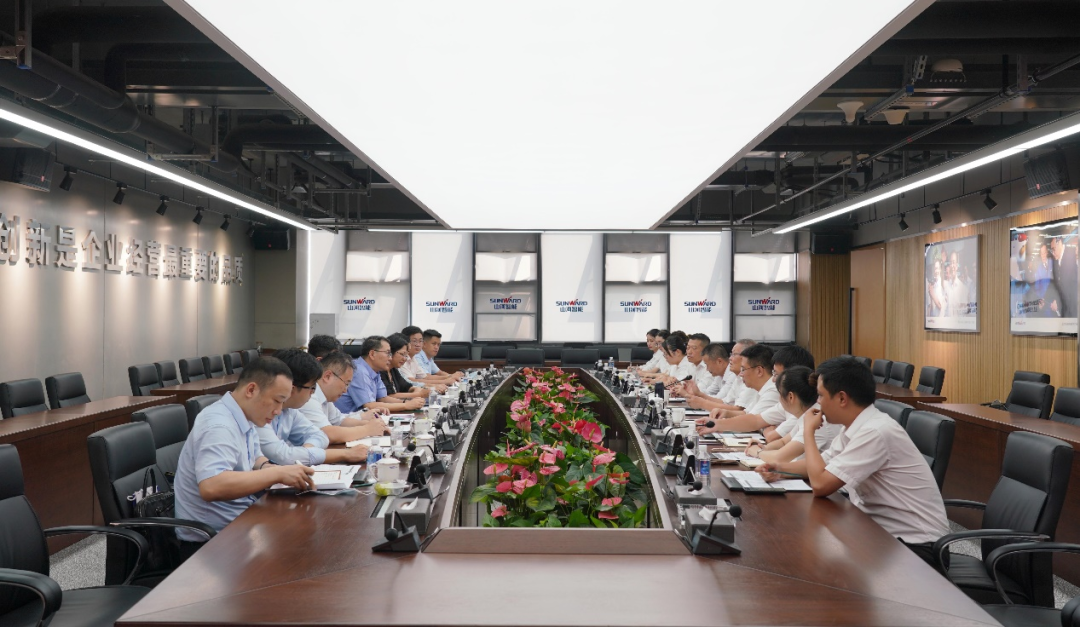 中国出口信誉保险公司辅导一行调研Z6人生就是博智能