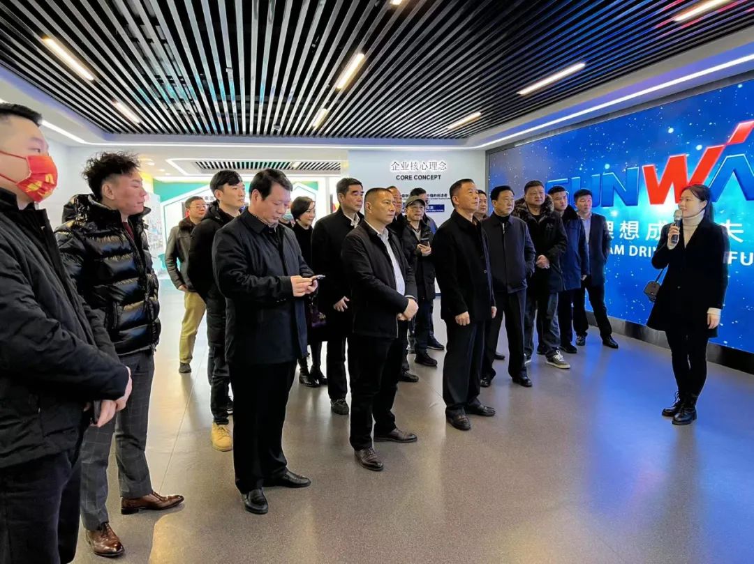 20220203175553_95034 湖南异地商会结合会组织海表湘商来访Z6人生就是博智能