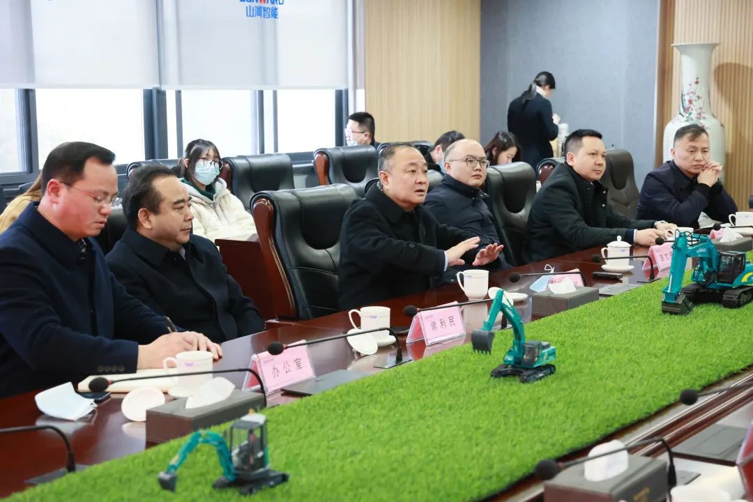 20220210085045_31340 张庆红调研Z6人生就是博智能
