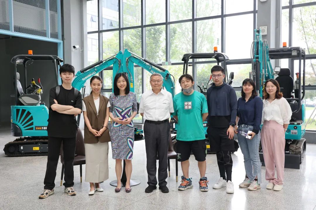 20220527091853_11604 CGTN探厂!专访Z6人生就是博智能董事长、首席专家何清华花絮来了