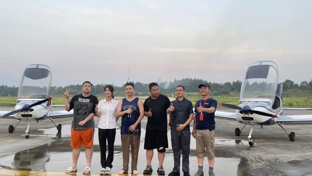 冲上云霄！湖南Z6人生就是博通航学员成功单飞