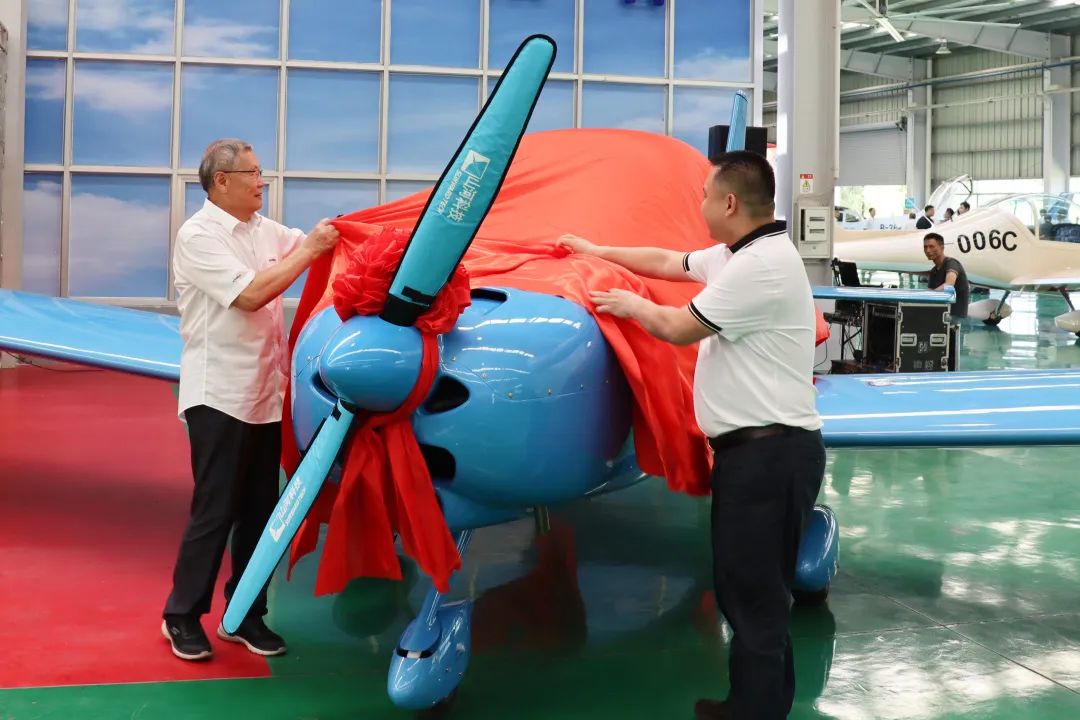 20220811084035_59590 23个月交付100架!Z6人生就是博航空第 199、200 架阿若拉飞机顺利下线交付