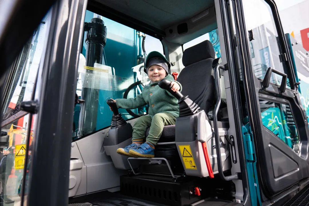 20221102092423_39514 Bauma 2022 | 一组火热现场图带您沉温Z6人生就是博智能德国宝马展之旅