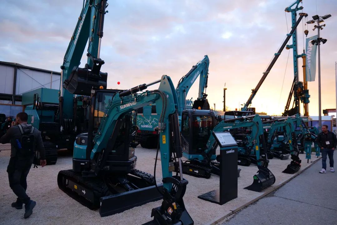 20221102093105_51195 Bauma 2022 | 一组火热现场图带您沉温Z6人生就是博智能德国宝马展之旅