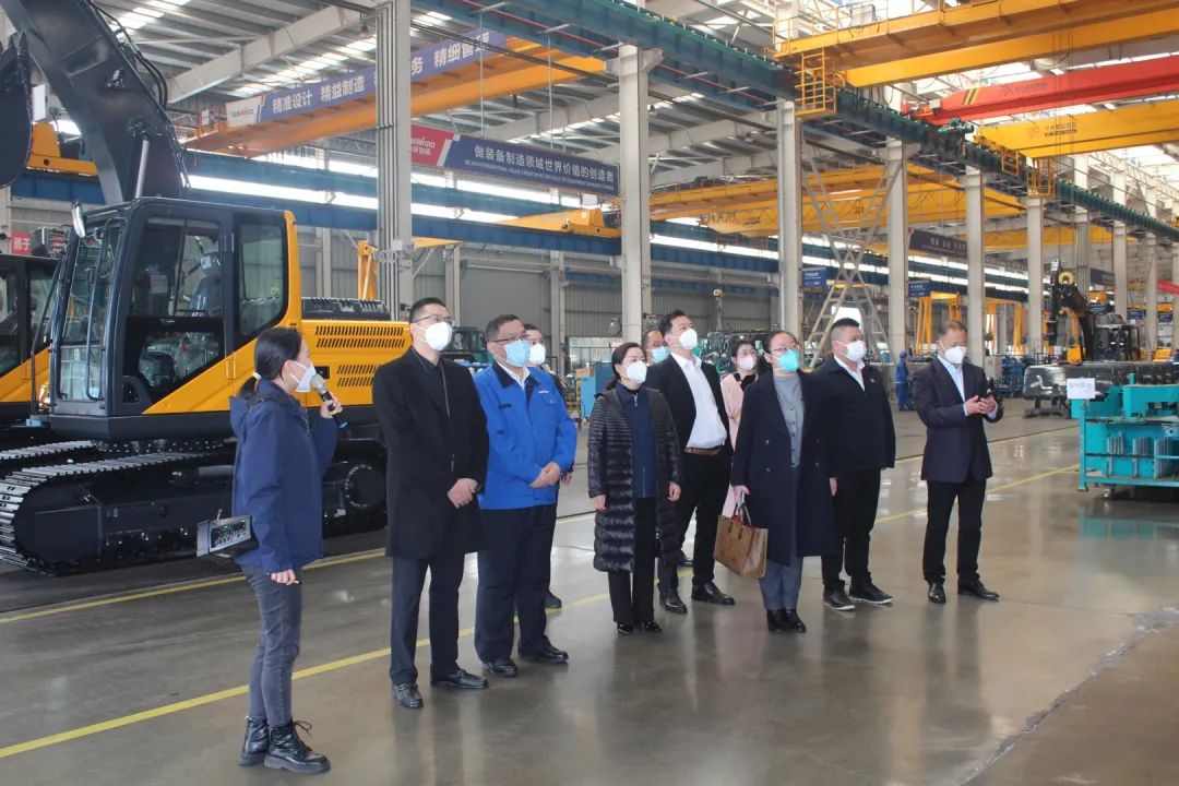 20230117110846_87021 五粮液集团工会主席郭叙雷带队赴Z6人生就是博智能调查互换