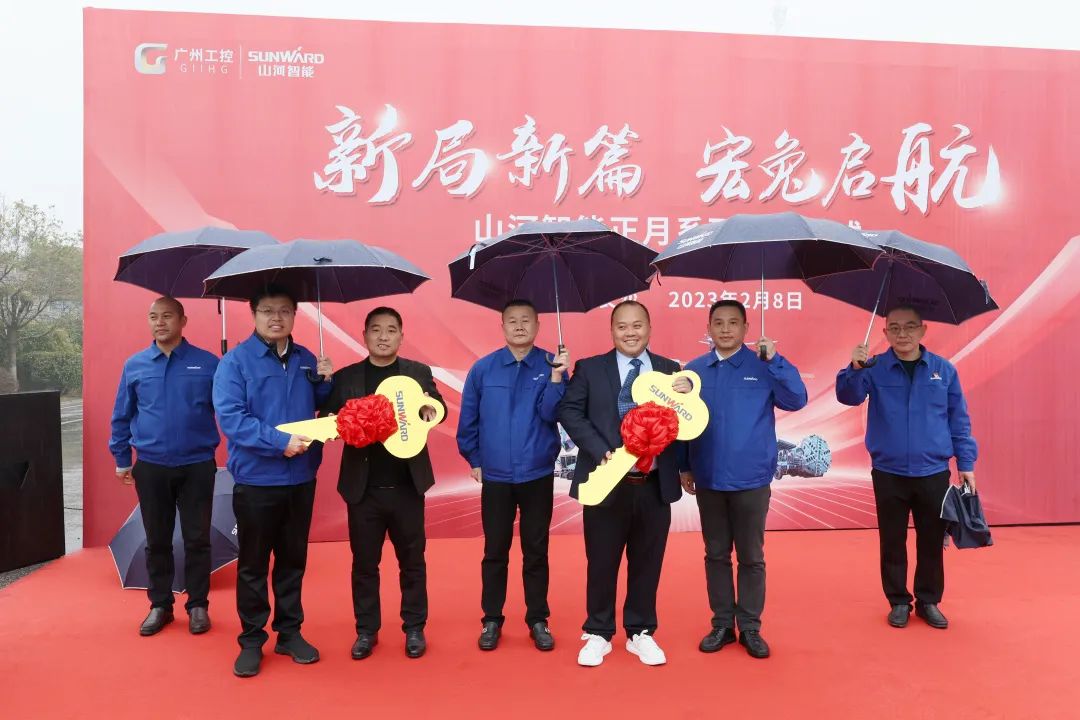 新局新篇，宏兔启航！Z6人生就是博智能超200台套设备集中发货