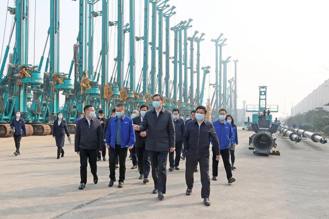 20230221094731_30131 湖南省副省长周海兵调研Z6人生就是博智能