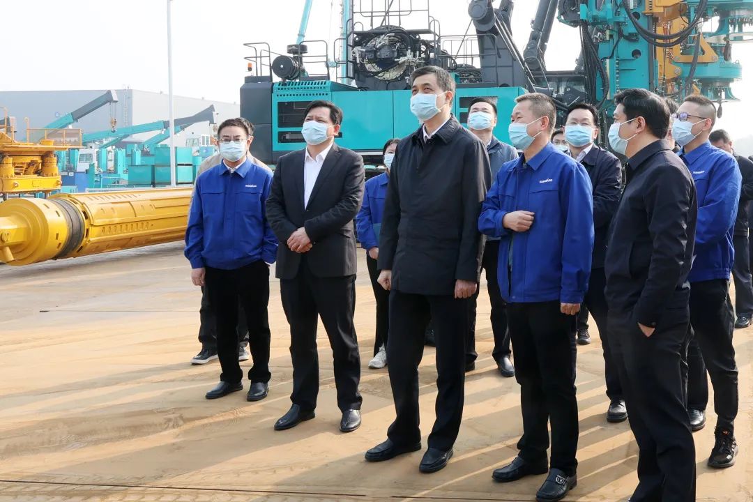 20230221094747_81007 湖南省副省长周海兵调研Z6人生就是博智能