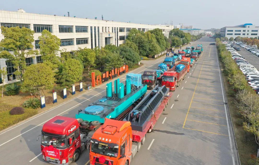 20230222081801_41279 喜迎龙仰面!Z6人生就是博智能大吨位PDP工法引孔式静力压桩机出征哥伦比亚