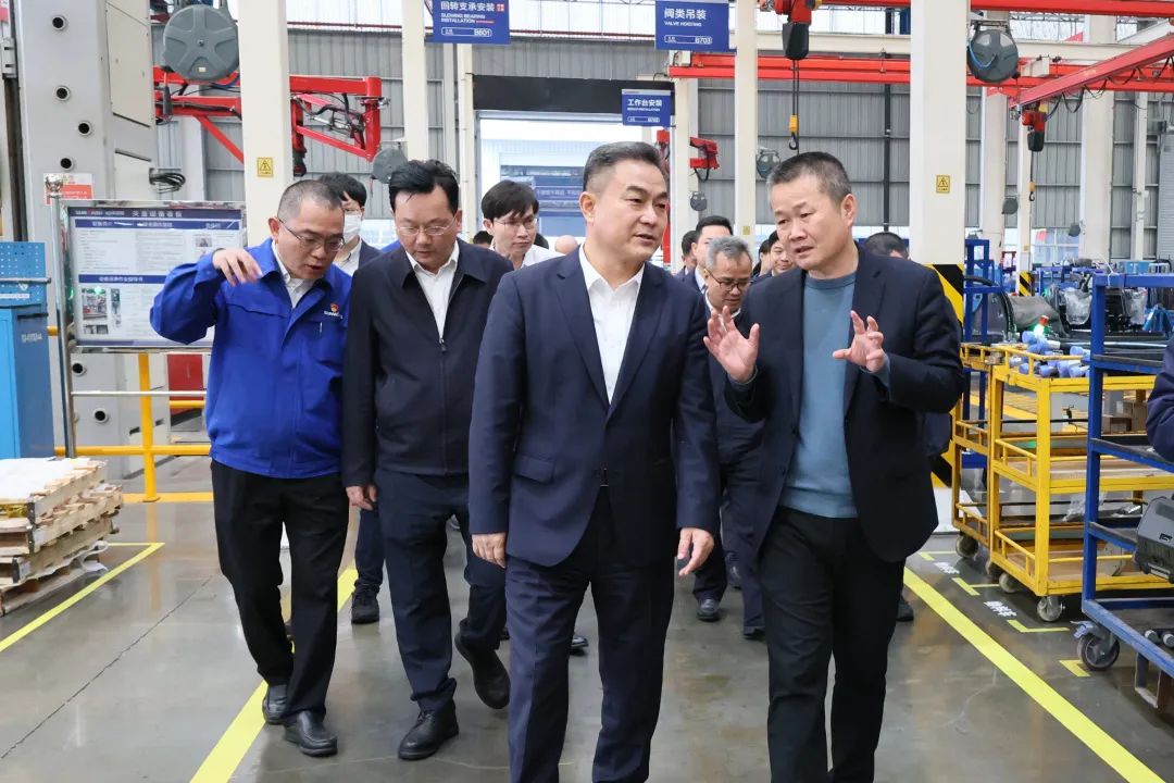 20230504173517_46716 海南省副省长倪强调研Z6人生就是博智能