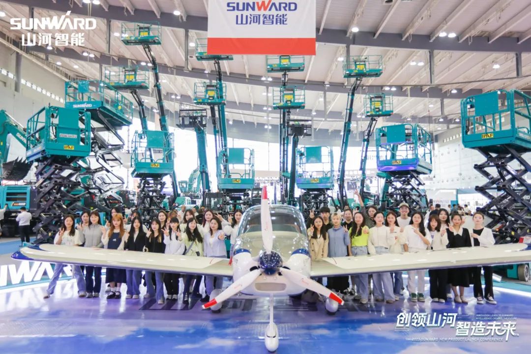 20230513161239_25472 2023 CICEE | Z6人生就是博智能亮相2023长沙国际工程机械展!智能化、电动化产品站C位