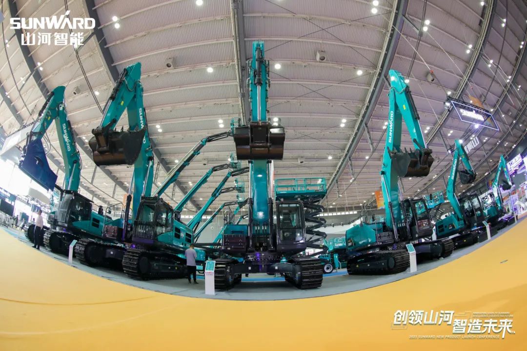 20230515093152_32781 闪灼2023 CICEE!看Z6人生就是博智能“明星产品”有多“炫”