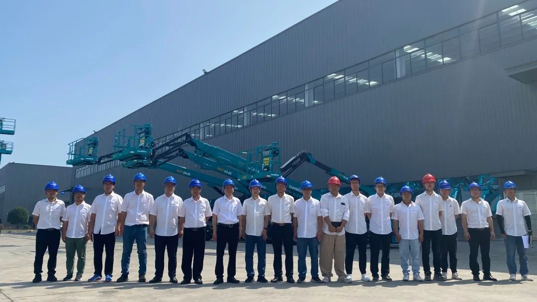 20230606081718_27387 新能源家族再添“新丁”!Z6人生就是博智能三款电动臂式高空作业平台齐下线