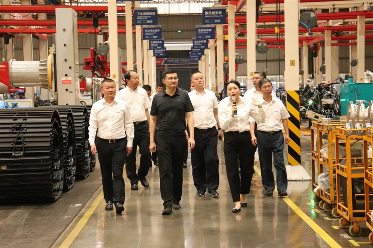 20230808140352_67949 国度应急治理部接济协和谐预案治理局副局长颜彬一行调研Z6人生就是博智能