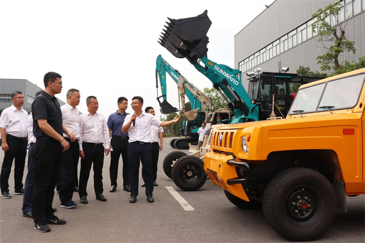 20230808140438_68649 国度应急治理部接济协和谐预案治理局副局长颜彬一行调研Z6人生就是博智能