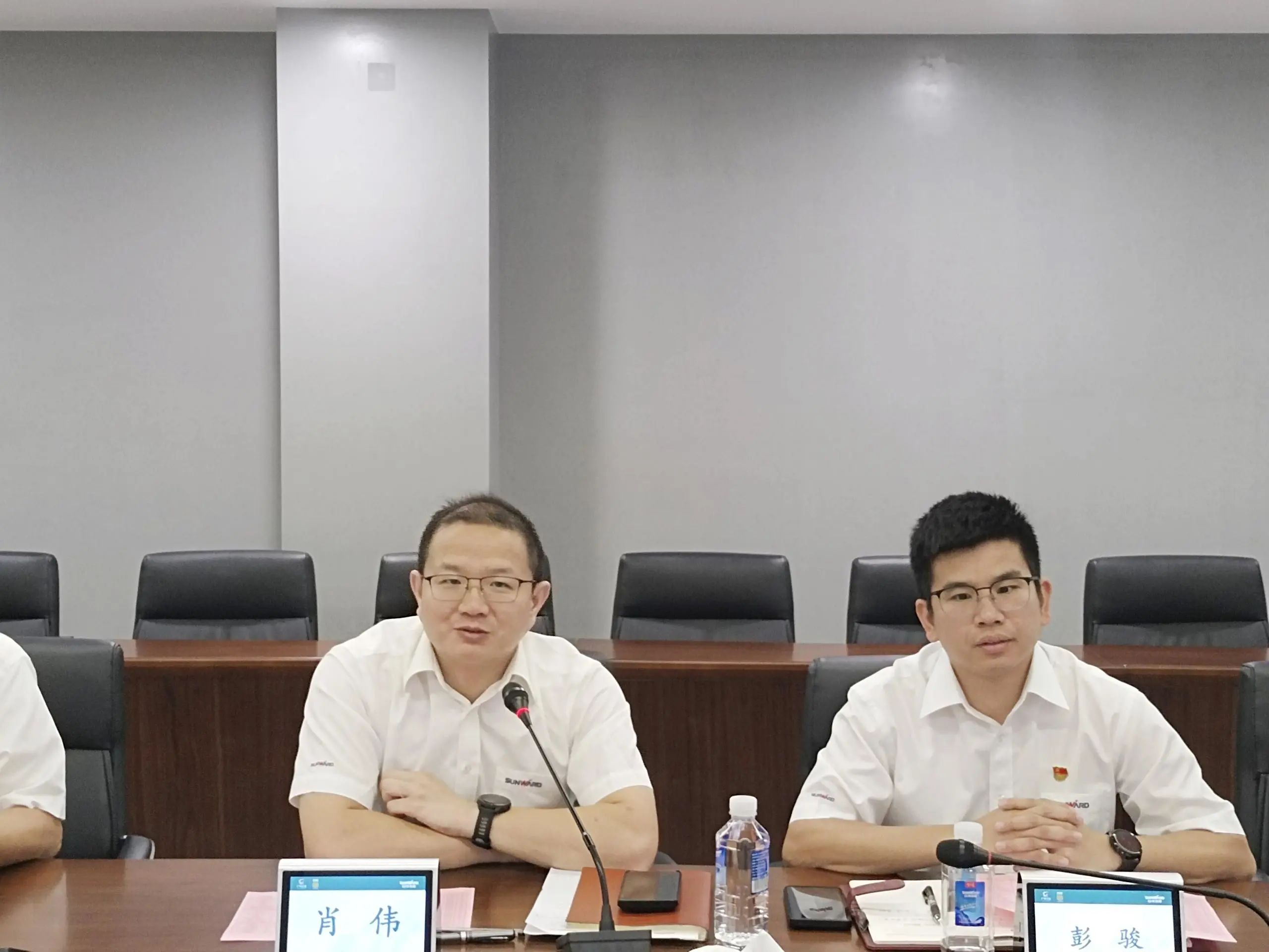 畅谈心声，共话将来！这场应届毕业生员工座谈会，很暖，很贴心！