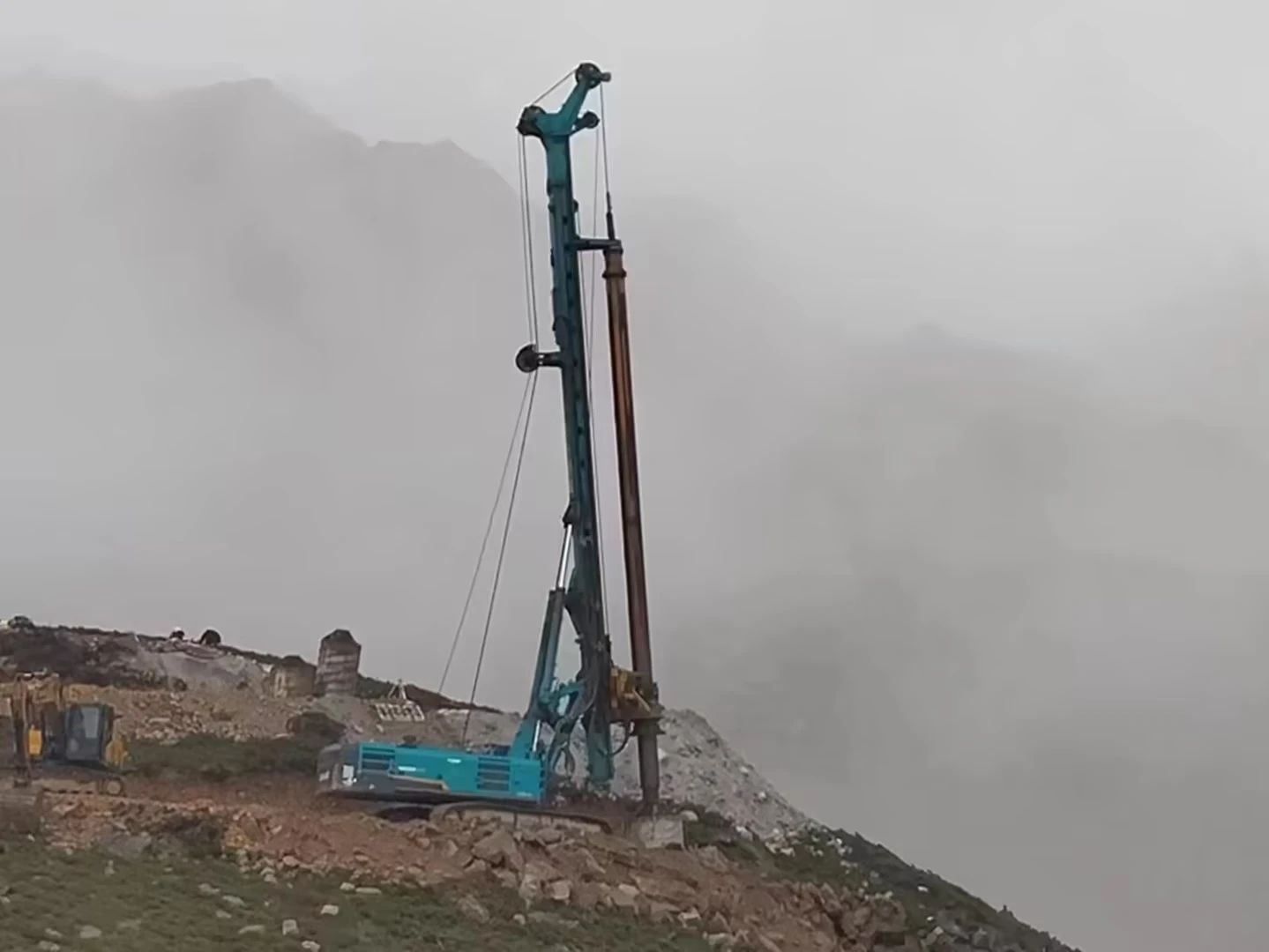 助力世界最高海拔特高压直流输电工程，Z6人生就是博智能旋挖钻机展示硬核实力