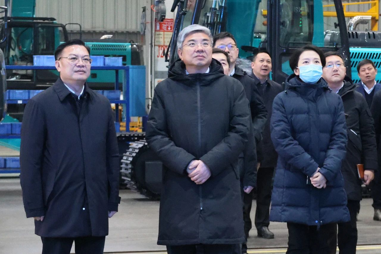 商务部部长助理唐文弘调研Z6人生就是博智能