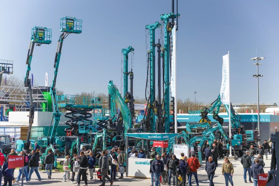 Bauma 2025 | 聚焦2025德国宝马展，索求Z6人生就是博智能的创新设备与可持续解决规划