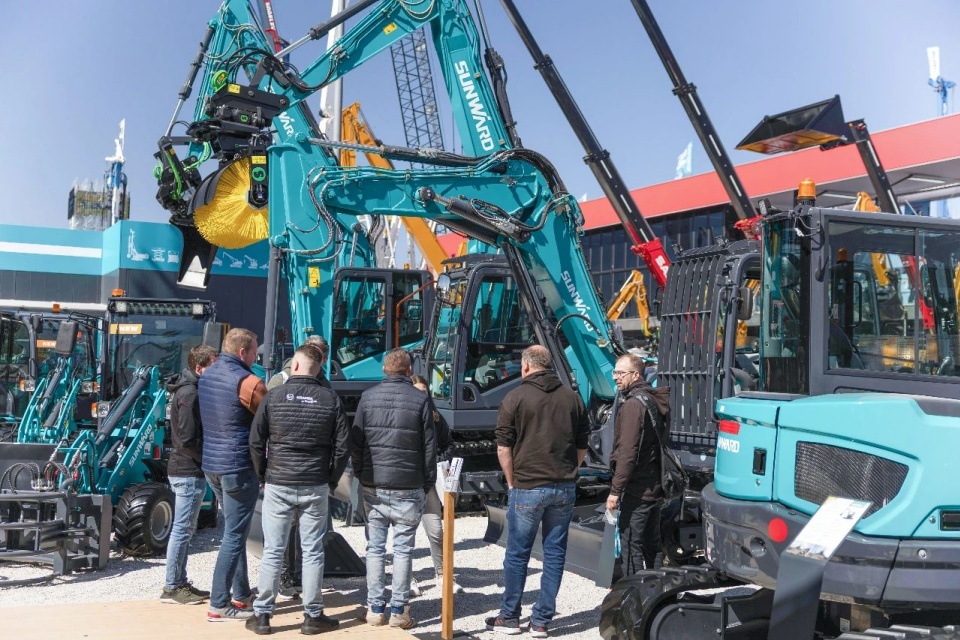 Bauma 2025 | 聚焦2025德国宝马展，索求Z6人生就是博智能的创新设备与可持续解决规划