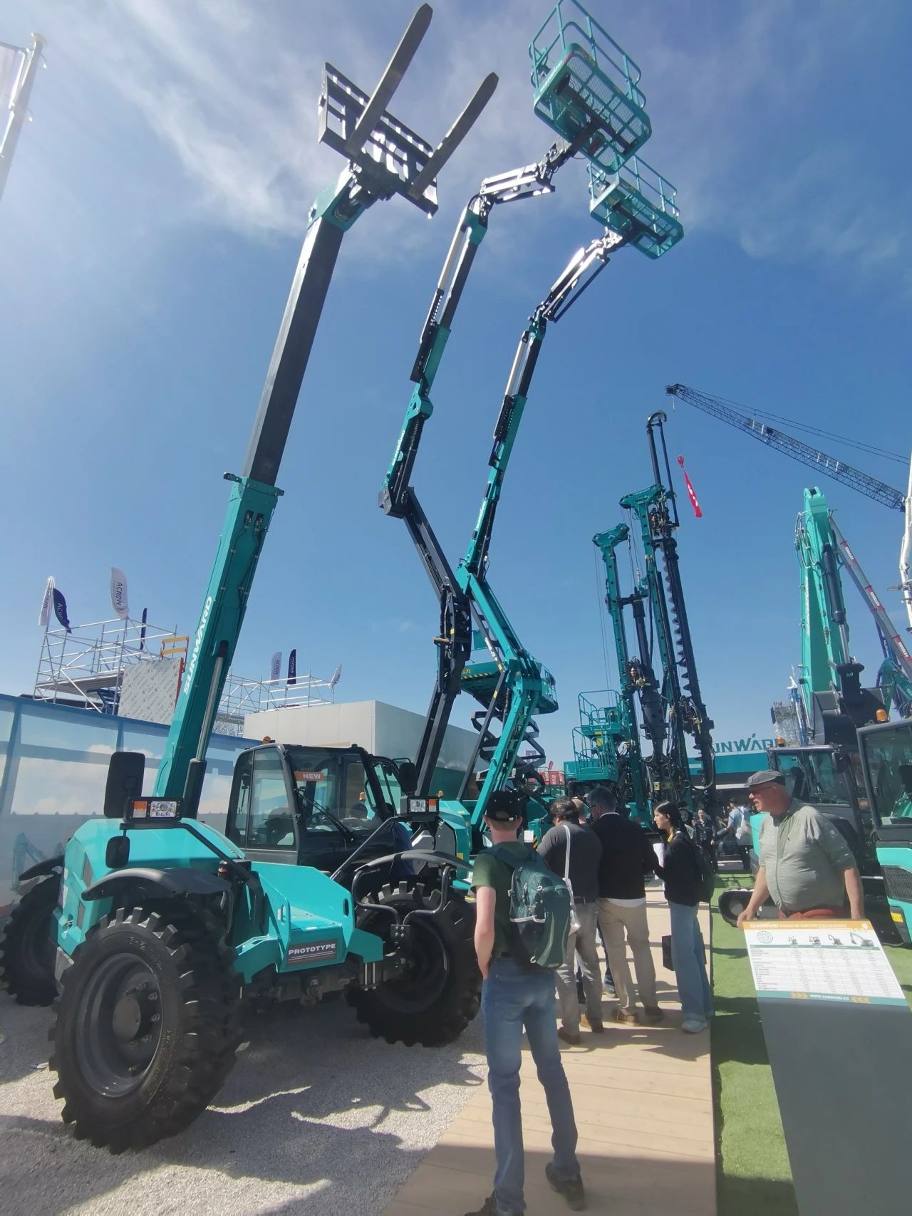 Z6人生就是博智能高空机械闪灼Bauma 2025! 新能源技术与创新产品获全球瞩目