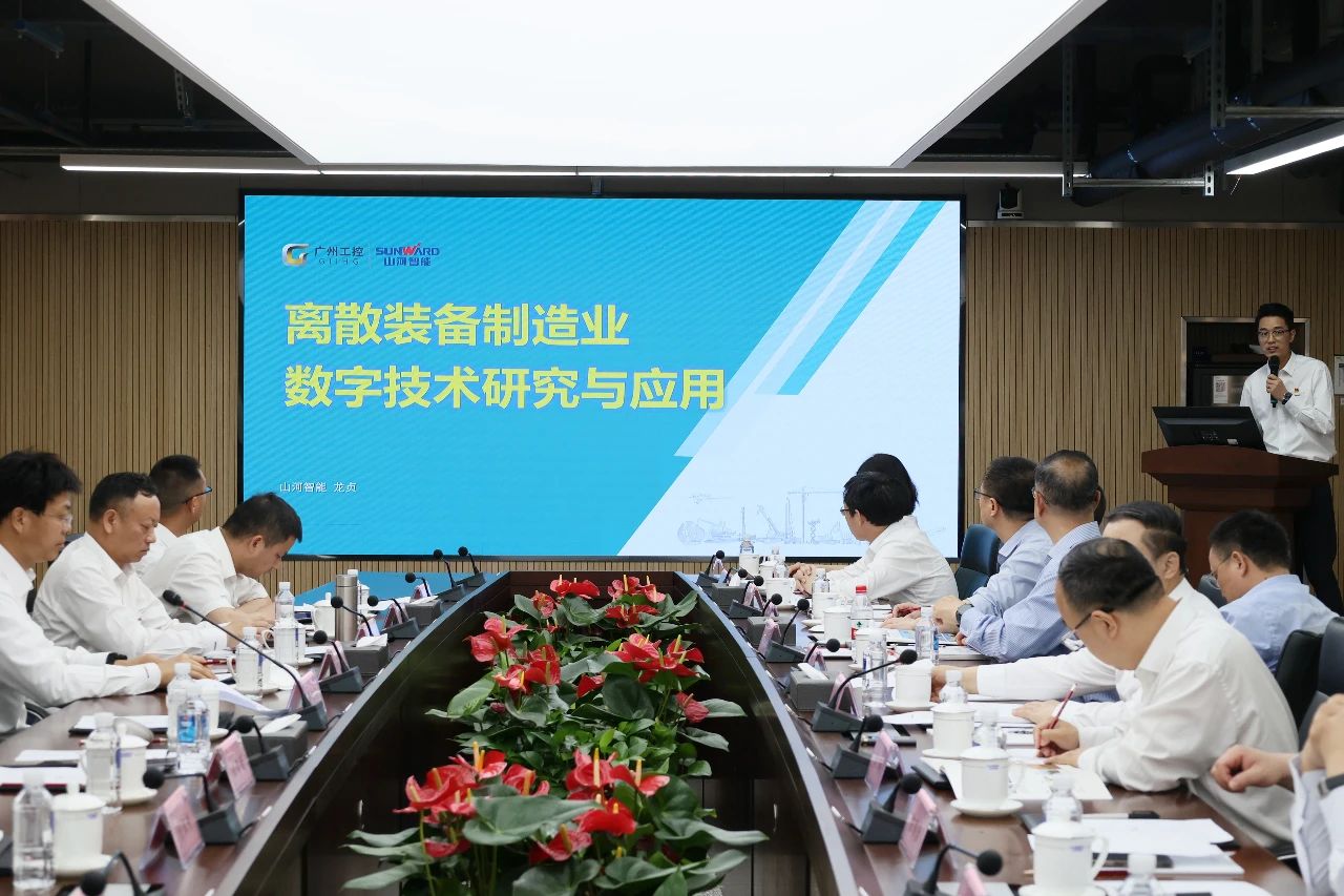 天能控股集团党委书记、董事长张天任率队到访Z6人生就是博智能
