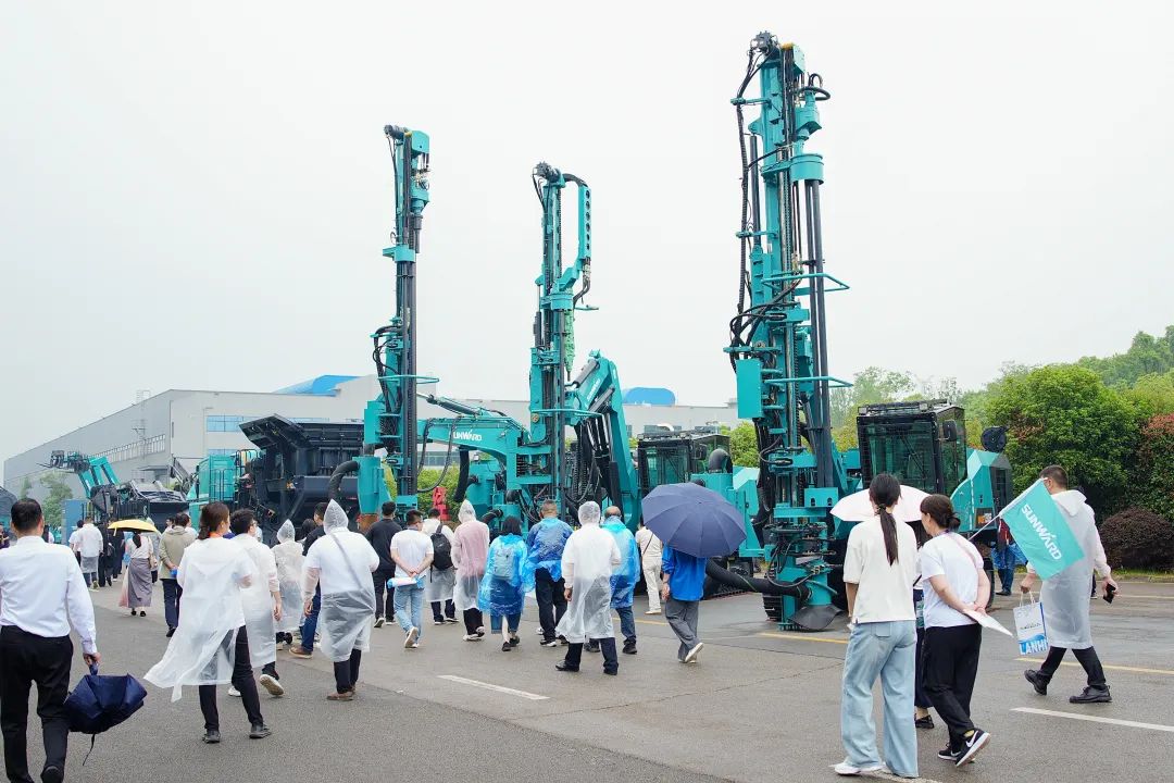 2025 CICEE | 为客户创造价值，Z6人生就是博智能客户互换会圆满进行