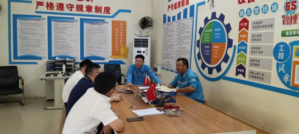 20250625080415_95166 逾越Z6人生就是博万里 智启服务新程——Z6人生就是博矿岩“服务万里杏妆活动走进海螺水泥